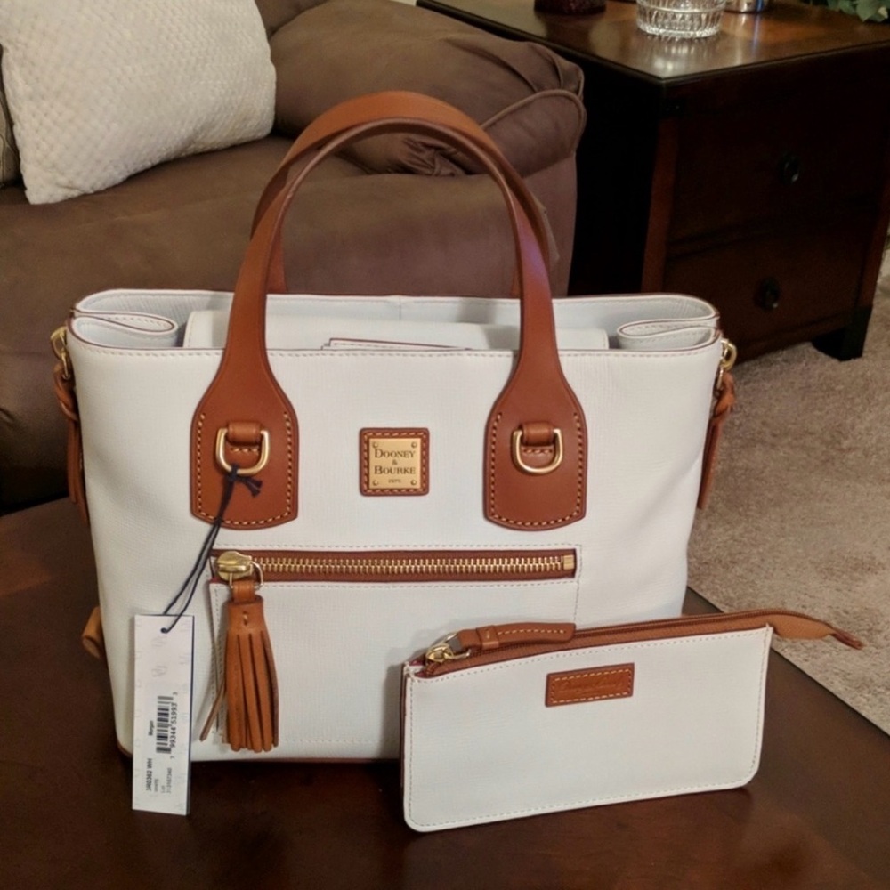 NWOT Dooney & Bourke White Morgan Bag & Pouch Set